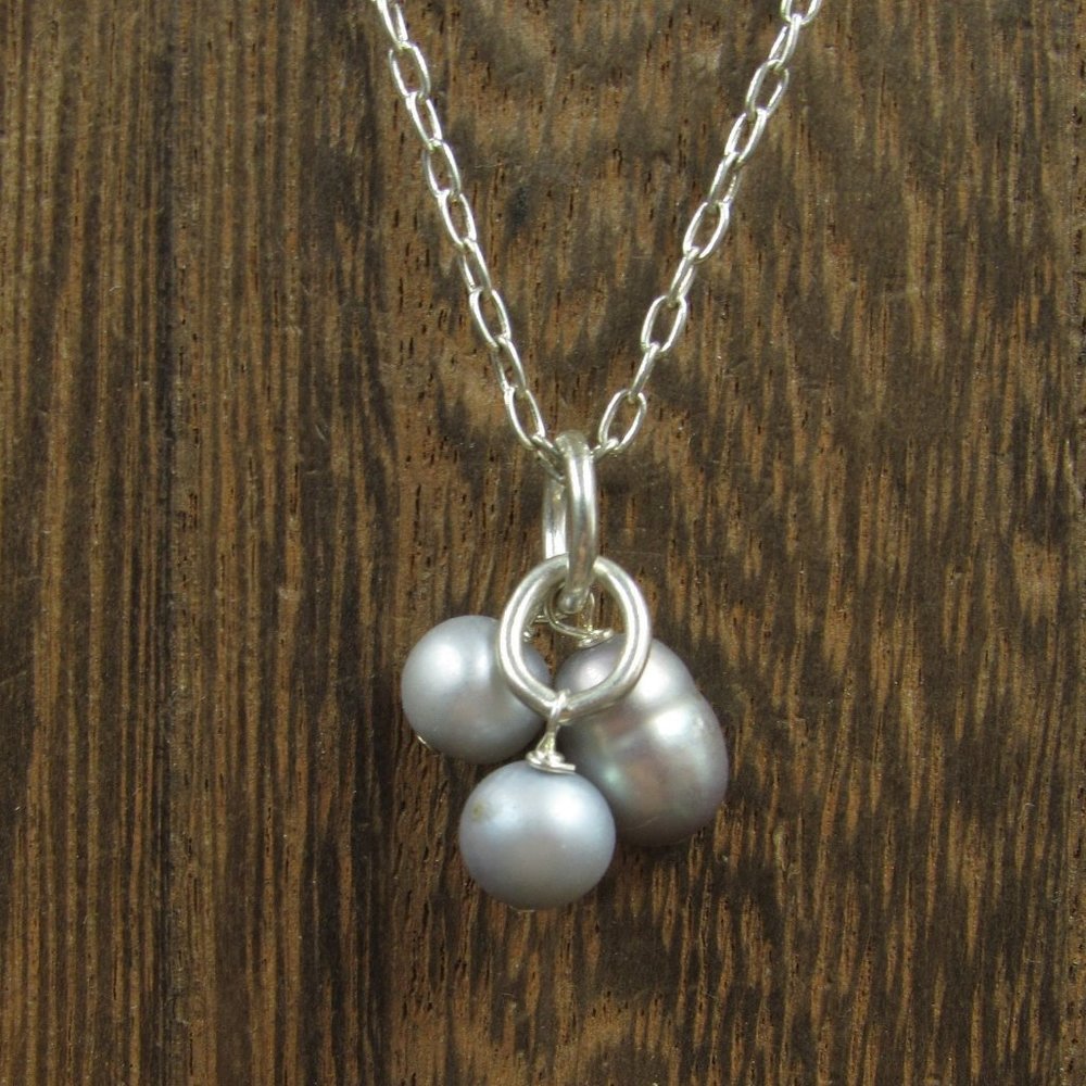 18" Sterling Silver Triple Genuine Pearls Necklace Vintage Minimalist Everyday